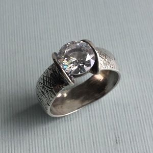 Vintage Sterling silver Israel zircon ring 8